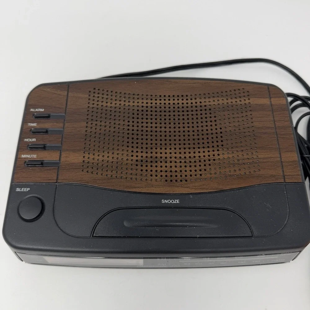 Radio Shack solid working